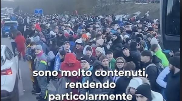 haos intr o statiune italiana unde s au inghesuit sute de autocare pline cu turisti vacante la doar 30 de euro