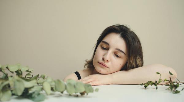 romanii sunt printre europenii cei mai nemultumiti de vietile lor corelatia cu varsta barometru