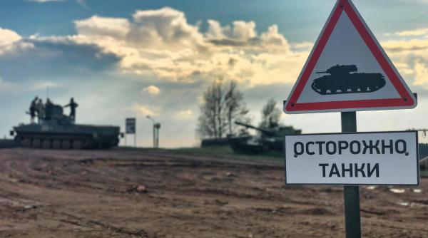 un fost ministru adjunct al apararii din rusia suspectat pentru deturnare de fonduri