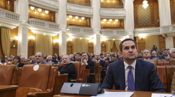 hotararea de reducere a posturilor din parlament aprobata de camera deputatilor sos si aur s au impotrivit