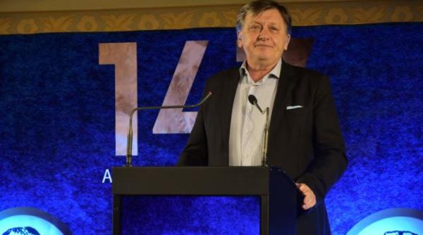 cum ar aborda crin antonescu politica externa a romaniei in contextul tensiunilor dintre sua si ue video