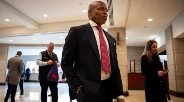 criza in america primarul din new york acuzat ca a facut un pact cu trump risca sa fie demis