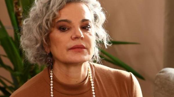 maia morgenstern aparitie extraordinara doresc sa va spun cat de fericita sunt sa fiu aici stim cu totii ca nu i usor