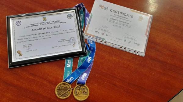 elev din caracal medaliat cu aur la un concurs international de matematica din thailanda eduard stefan are un coeficient de inteligenta pe care putine persoane il ating