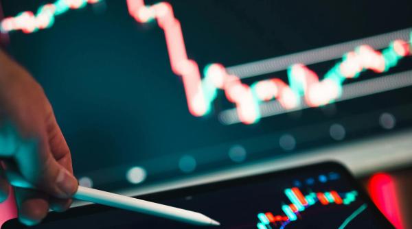 este momentul sa ne uitam catre alti jucatori schimbarea ceruta din sistem dupa 5 ani in care guvernul a dat lovitura in it centru global in romania