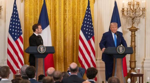 video viral momentul in care emmanuel macron il intrerupe pe donald trump pentru a l contrazice presedintele sua bulversat de triunghiul puterii al omologului francez