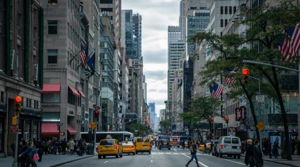 cat costa gold card permisul de rezidenta permanenta in sua trump oferta pentru oligarhii rusi sunt oameni foarte buni