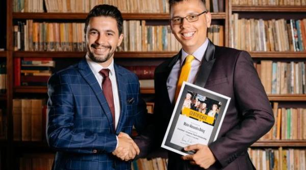 povestea impresionanta a lui matei bolog cum i a schimbat viata implantul cohlear video