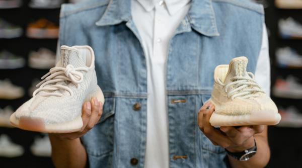 stocul adidasilor yeezy s a epuizat ce pierderi a avut compania dupa scandalul cu kanye west