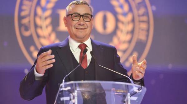 victor ponta intrebat de revenirea romaniei la monarhie cu acest lucru ma mandresc video