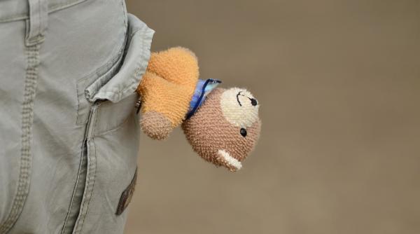 caz socant un tanar tinut captiv mai bine 20 de ani de mama sa vitrega totul a inceput cand era in clasa a iv a