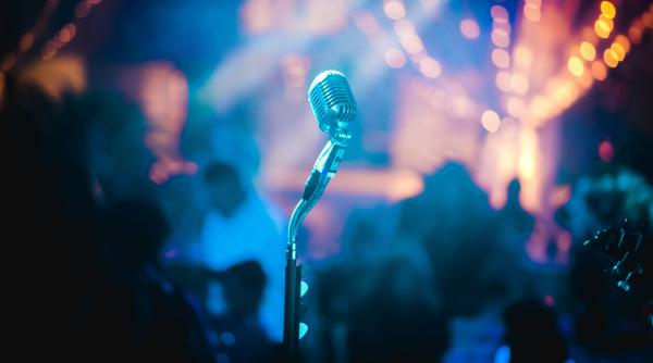 adrian fetecau voua arata marea problema a celor care fac stand up comedy tie ti ar conveni domnule care vii la sala palatului video