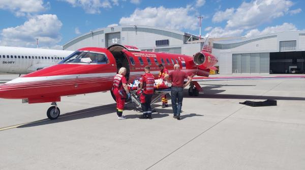 patru victime ale incendiului din macedonia de nord au fost transportate cu o aeronava romana in lituania