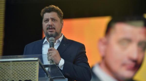 ruptura in aur claudiu tarziu il avertizeaza pe george simion fie ne cerem scuze fie ne despartim igienic