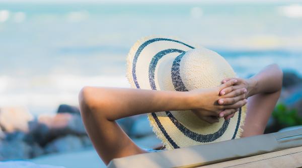 vrei sa mergi in aprilie in vacanta in grecia ce spune florinela georgescu anm video