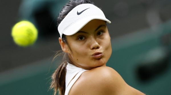 emma raducanu incepe in forta la miami victorie clara in primul tur