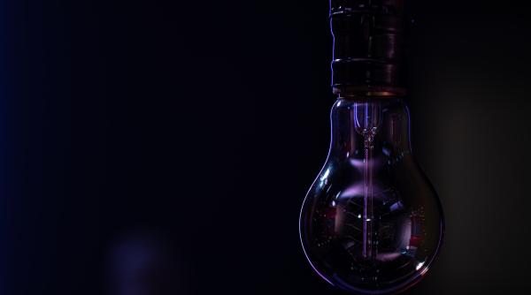 ora pamantului stinge lumina la guvern