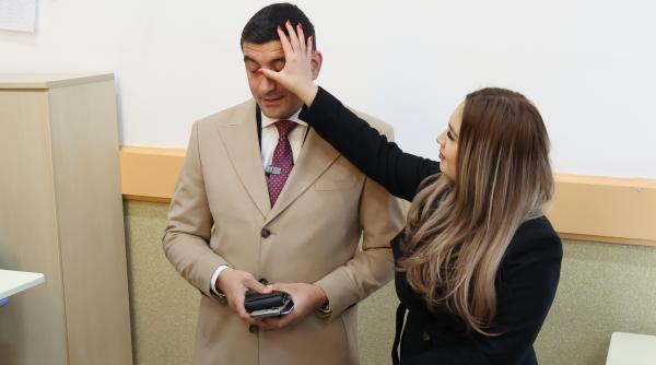 sondaj curs candidatul care i sufla in ceafa lui george simion numarul doi conteaza cine intra cu el in turul doi devine presedintele romaniei