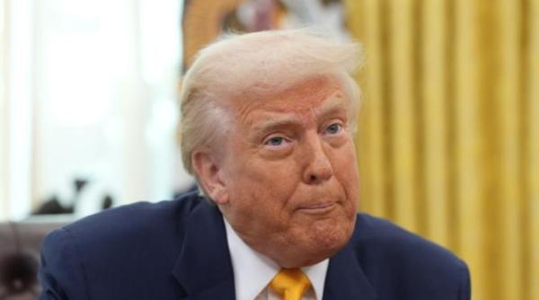 trump taxeaza cu 25prc toate tarile care cumpara petrol si gaze din venezuela