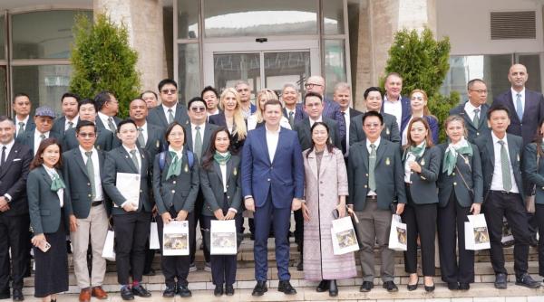 schimb de experienta la targoviste cu o delegatie a regatului thailandei