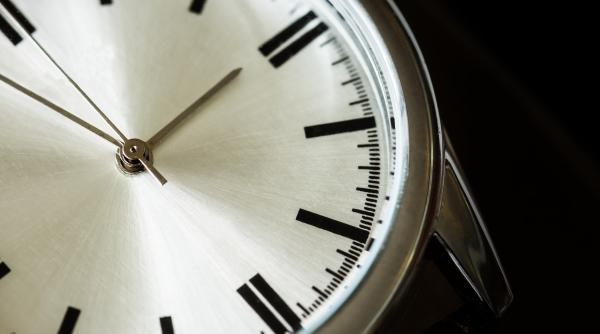 ora de vara 2025 6 efecte dure somn agitat anxietate pofta de zahar radu leca ne vom supra alimenta