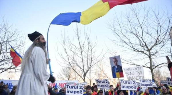 stegarul dac plasat sub control judiciar pentru 60 de zile are interdictie la proteste si e monitorizat cu bratara electronica