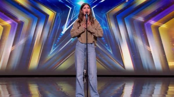 o romanca de 14 ani a facut istorie la britain s got talent maya a primit golden buzz ul in timp record