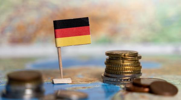 obligatiunile din zona euro continua sa beneficieze de nelinistile pietei germania principalul refugiu pentru investitori