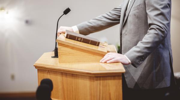 vasile banescu a explicat ce inseamna folosirea religiei in campania electorala asta doreste politicianul de fapt video