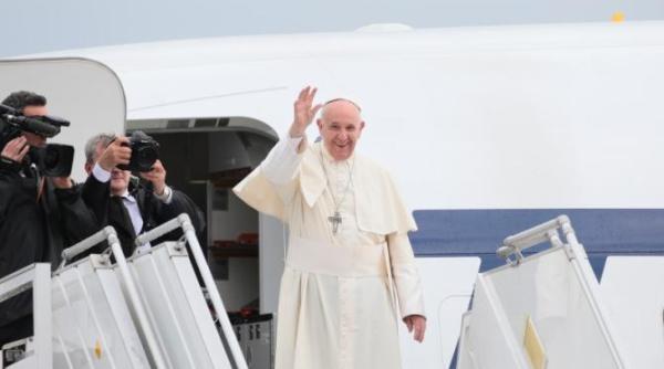 ultimele cuvinte rostite de papa francisc dan ciachir el cu asta pleaca spre ceruri o rusine pentru donald trump