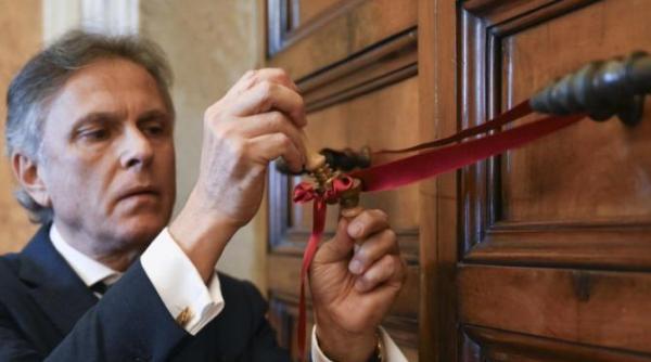 apartamentele papei francisc sigilate dupa moartea sa ce masuri impune traditia