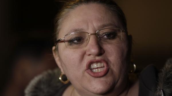 diana sosoaca despre judecatorul alexandru vasile de la ca ploiesti ia uitati cu cine umbla nu stiu de ce il ataca acum