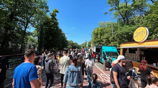evenimentul food truck festival deviaza in weekend trei linii de autobuz in capitala
