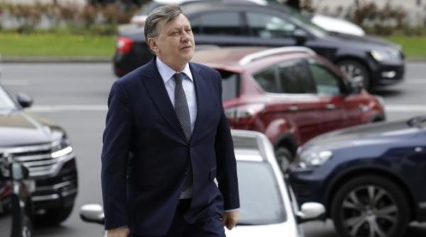 crin antonescu romania cea de dincolo de incintele politice e din ce in ce mai frumoasa a crescut e frumoasa