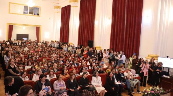 olimpicii la greaca veche si latina premiati de consiliul judetean galati