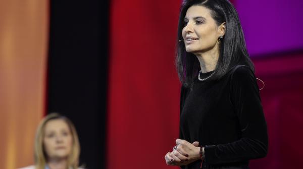 reactia lui nicusor dan cand a auzit ce calitate a zis lavinia sandru ca are el video