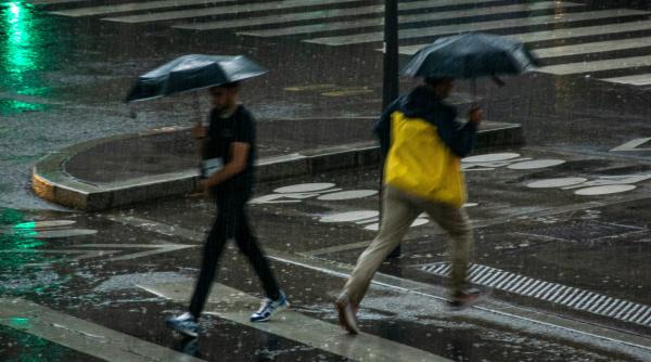 cod galben de averse torentiale si grindina anm zonele vizate