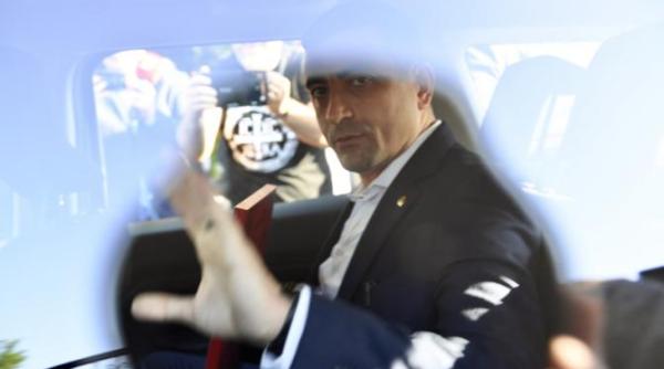 adrian papahagi despre plecarea lui george simion la viena nu stralucea de bucurie desi tocmai castigase turul 1 cu un scor zdrobitor