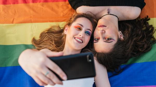 asociatia mozaiq sarbatoreste ziua europei si subliniaza importanta apartenentei romaniei la uniunea europeana