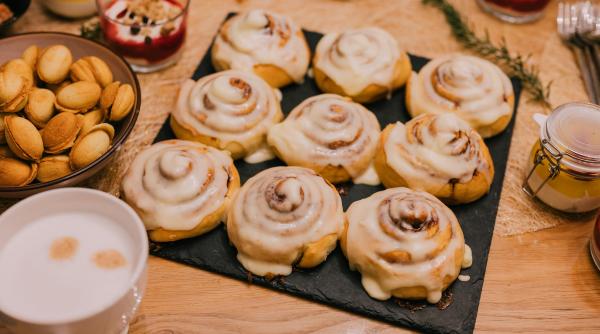 cum sa faci cele mai bune rulouri cu scortisoara reteta de care te vei indragosti