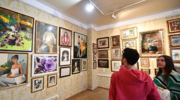 in febra alegerilor noaptea muzeelor revine peste 70 de institutii culturale din intreaga tara isi deschid portile