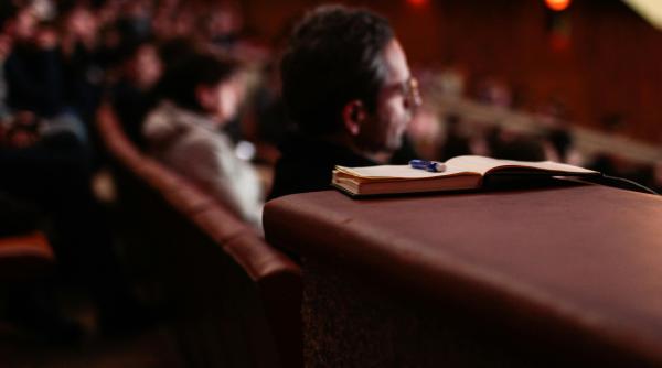 de la lamborghini la scoli inalte noul simbol al respectului lectie pentru toata lumea romii aleg educatia in locul luxului ostentativ