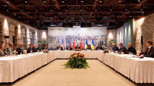 a inceput intalnirea dintre delegatiile rusiei si ucrainei la istanbul prima fotografie dupa 3 ani de razboi