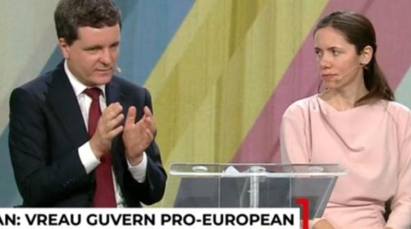 nicusor dan alaturi de partenera sa la dezbaterea de la antena 1 ce fel de prima doamna ar vrea sa fie mirabela gradinaru
