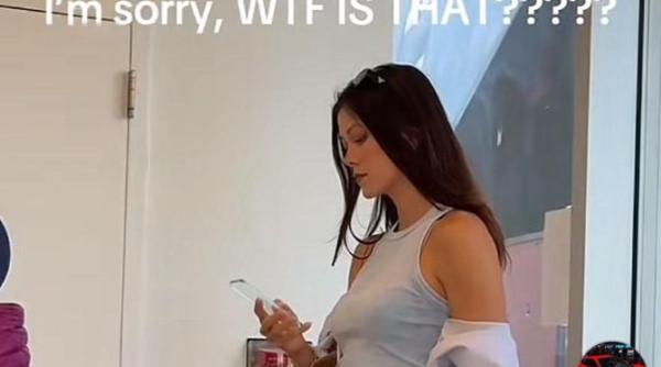 telefonul transparent care a innebunit tiktok ce mai e si asta video