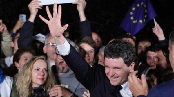 zelenski a vorbit la telefon cu nicusor dan ce au discutat