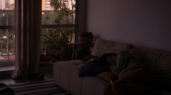 ai nevoie de televizor pentru a adormi iata ce inseamna asta conform psihologiei