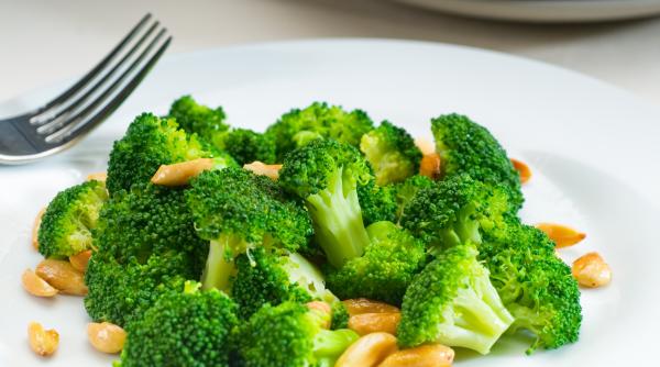 cum sa gatesti broccoli corect astfel incat sa si pastreze toate vitaminele si antioxidantii