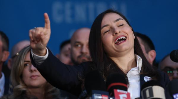 anamaria gavrila raspuns la petitia prin care i se cere demisia imediata din toate functiile publice pe care le detine