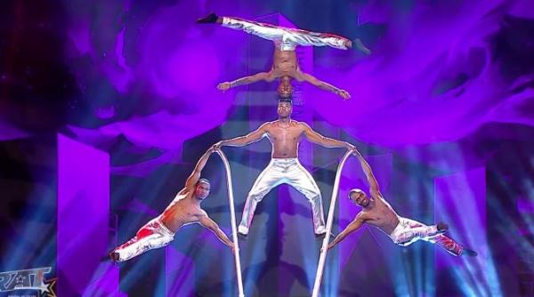 trupa de acrobatie hakuna matata a tinut publicul cu inima la gura in marea finala romanii au talent juratii i au aplaudat in picioare